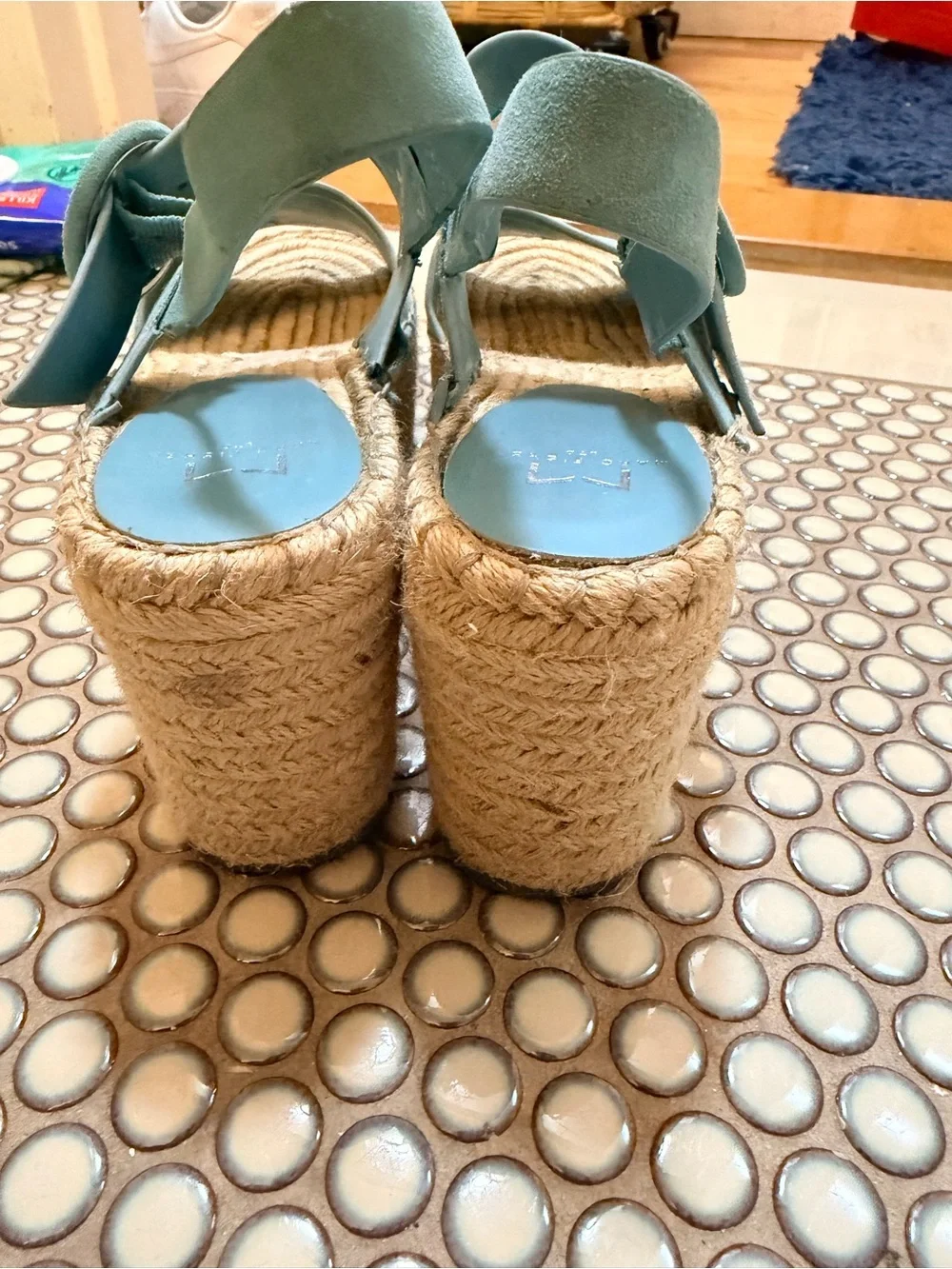 Women’s Marc Fisher Espadrille Platform Sandals w light blue detailing